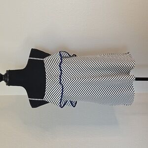 Ann Taylor Thin Adjustable Strap Ruffle Blouse in Navy Blue Stripe Size M